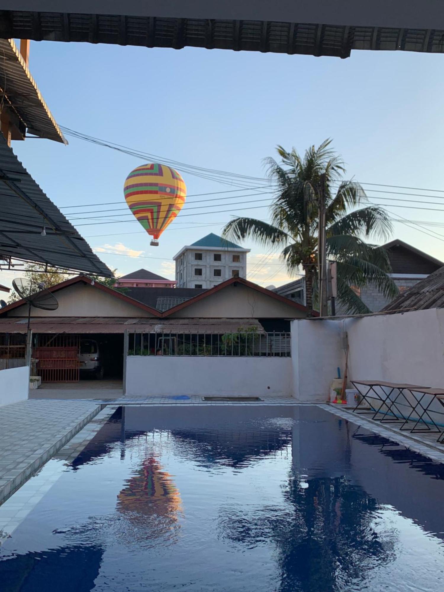 Vang Vieng Guesthouse Exterior photo
