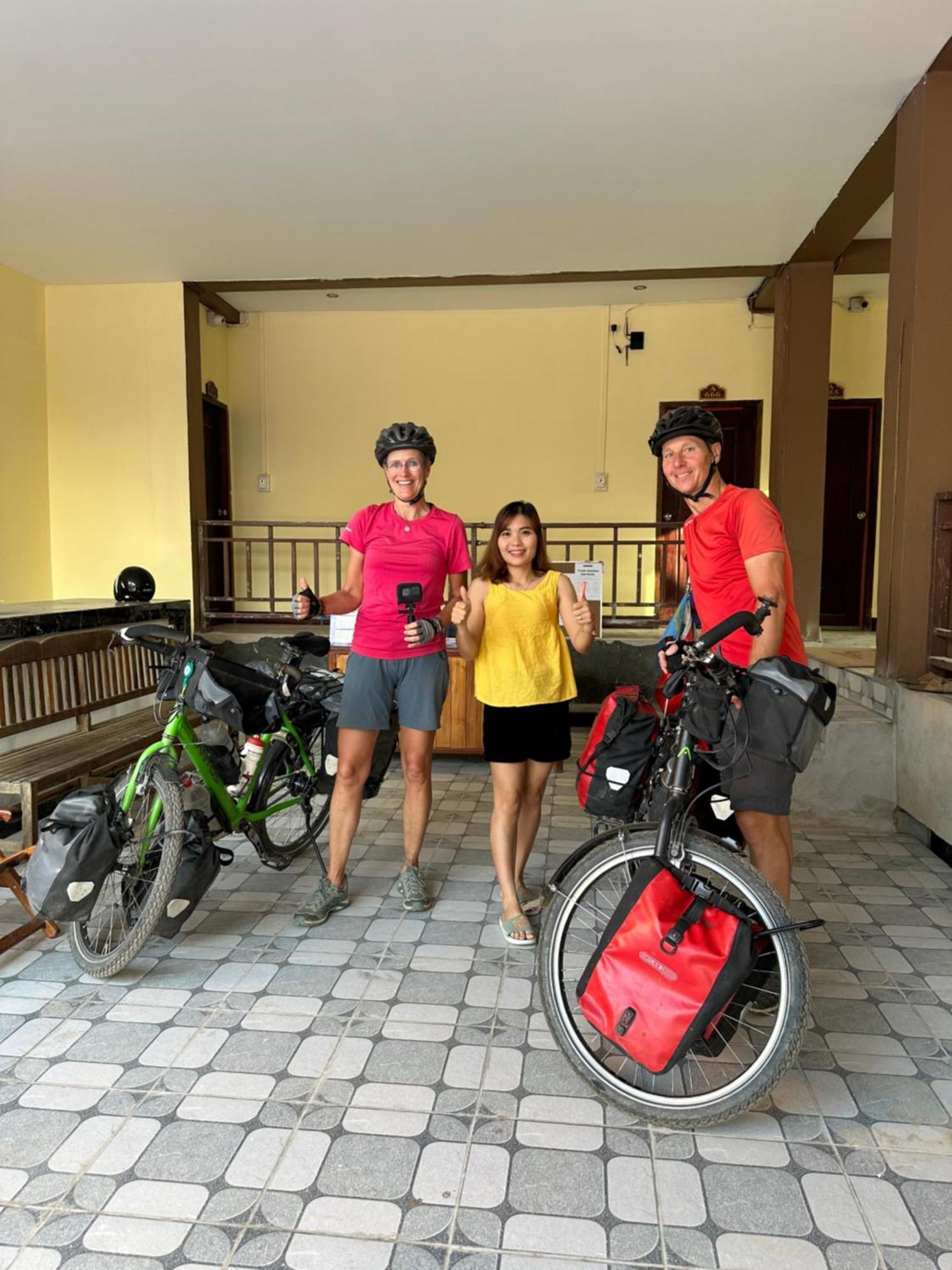 Vang Vieng Guesthouse Exterior photo